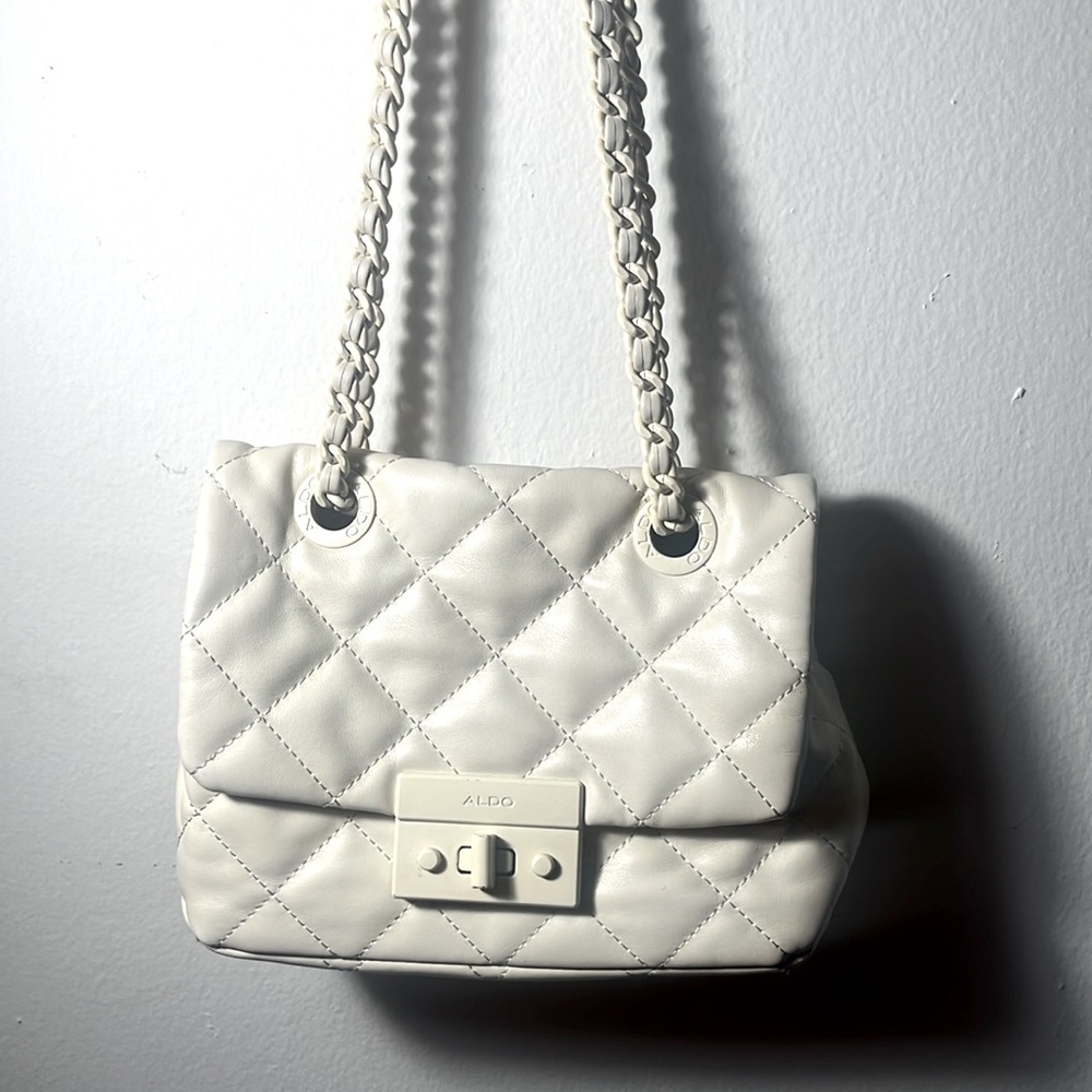 Women’s Handbag - Beige